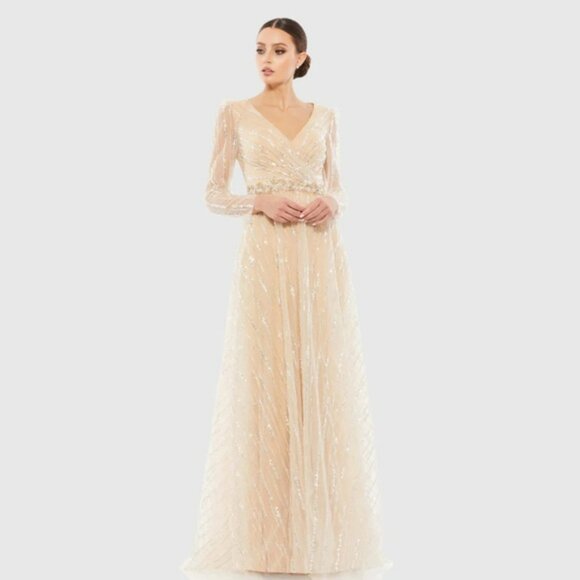 NEW WITH TAGS $698 Mac Duggal Long Sleeve Gown Champagne W/ Silver Sequins. SZ 4 - Picture 7 of 8